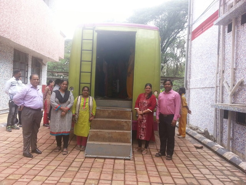 mobile-science-exhibition-2017-18 (3)