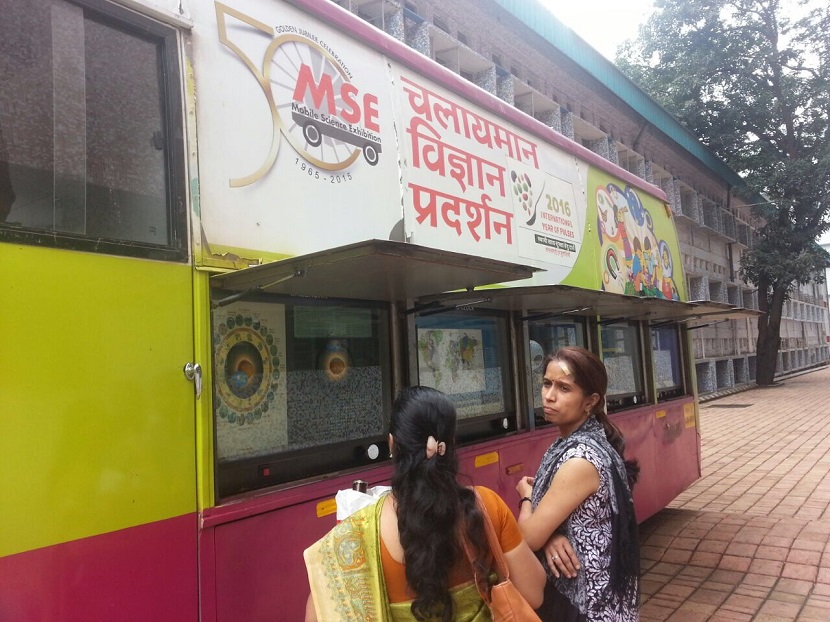 mobile-science-exhibition-2017-18 (5)