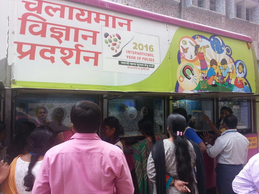 mobile-science-exhibition-2017-18 (8)